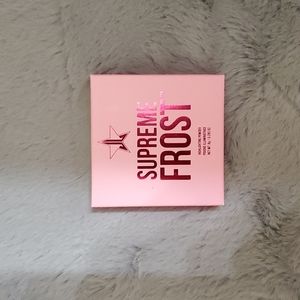 JS Supreme Frost in money honey